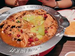 -胖哥俩肉蟹煲(湖滨银泰in77店)