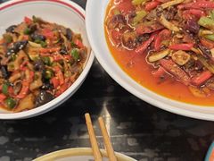 -川流不息·地道川菜·小龙虾(松东路店)