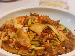 子姜炒鸭-客家大院·非遗赣南客家菜(郁孤台店)