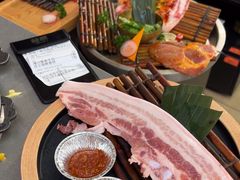 -轻烧烤肉(光谷步行街店)