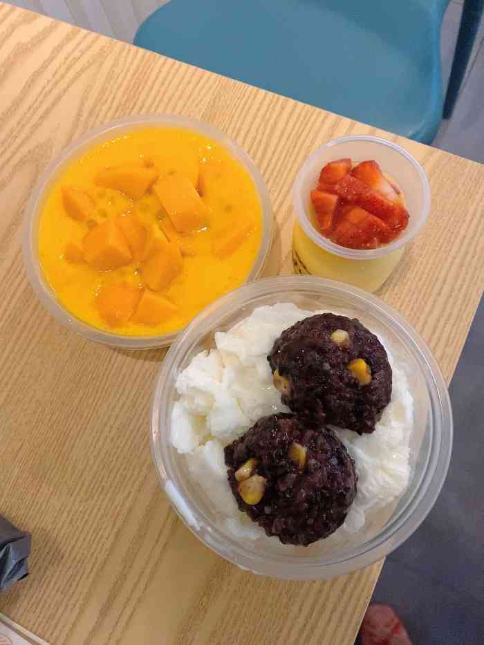 福记甜品(盘龙店)-"一进店非常热情的小姐姐招呼我 感觉还没有.