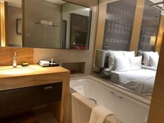 -青岛富力艾美酒店