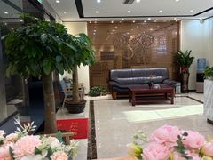 -名表维修服务中心(信兴广场地王大厦店)