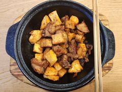 -同济大学本部学苑饮食广场