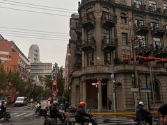 -潮一不贰·法式甜品·生日蛋糕·西式简餐(外滩店)