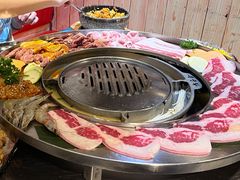 -哈哈碳都·牛肋条无限自助烤肉(台江万达店)