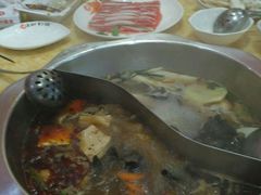 -盛源川香鱼火锅(西小区总店)