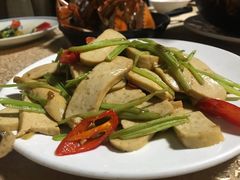 香芹炒豆干-莲花公园煎蟹(总店)