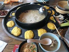 -三人行骨头王火锅(长寿店)