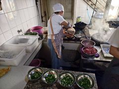 -正宗杨记普洱酸醋米线(总店)