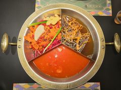 奔驰锅-廖掌柜·重庆鲜货火锅(上海首店)