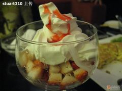 冰淇淋杯-鹿港小镇(霄云店)