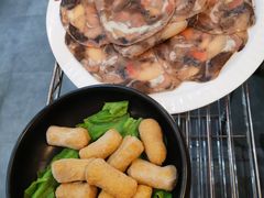 -小渝公重庆卤味火锅(临沂店)