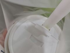 -茶理宜世(广州南站（站内）3楼B17检票口店)