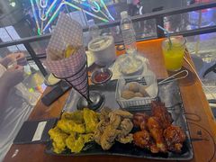 -BHC炸鸡(明洞总店)