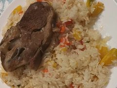 羊城抓饭-巴扎美食·新疆菜·西域歌舞表演餐厅(新疆大厦店)
