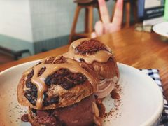 -ROAST coffee & eatery