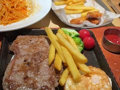 -菲滋意式休闲餐厅(北仑银泰城店)