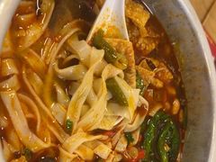 -丽丽三鲜螺蛳粉(田林路店)
