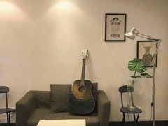 -梅纳·钢琴声乐架子鼓Mena Music(双井店)