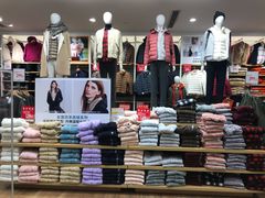 -优衣库(上海虹口龙之梦店)