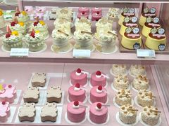 -好利来(南京路一店)