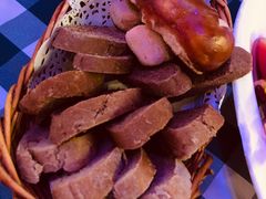 -皇冠自酿啤酒坊(中国红街5号楼店)