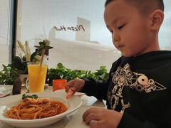 -必胜客(WOW中央公园店)