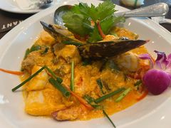 -Chom Cafe and Restaurant