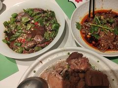 -鑫小城故事·藕汤·家常菜(台北一路总店)