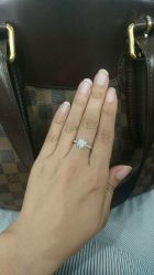 -威德钻石-克拉钻大本营(南京东路店)