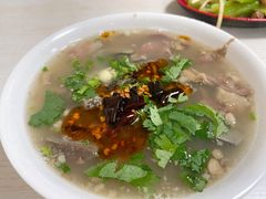 -洪峰浩老北京烧饼夹肉(角门路店)