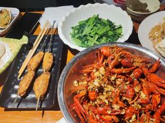 -琥珀老六龙虾(四里河店)