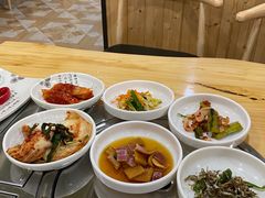 -24 新村雪浓汤(长白山烤肉店)