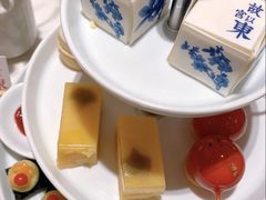 -théATRE 茶聚场(王府中環店)