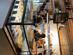 面包甜点陈列柜-仙峰天然面包(迎宾路店)