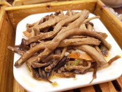 清蒸茶树菇-皇马假日醉海南大酒店·假日一品派茶楼(秀英店)