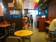 用餐区-汉堡王(华润五彩城店)