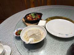 -土砂锅生态山庄·非遗砂锅雅鱼
