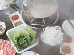 -黑山牛肉汤火锅(花城汇店)