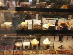 面包甜点陈列柜-MUSANG KING猫山王(龙湖杭州滨江天街店)