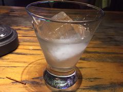 蓝宝石金酒-胡桃里乐队酒馆(鎏嘉码头店)