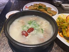 -正苑26年海鲜烤肉•牛尾汤汤饭(东港店)