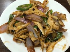 酱爆牛心顶-美食店(华贵路店)