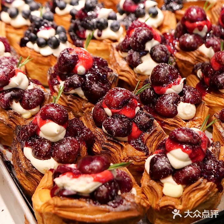 北京最火🔥面包店！不排半小时根本吃不上！