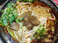 -何师烧烤Pro ·江湖川菜·小龙虾·精酿(太古里旗舰店)