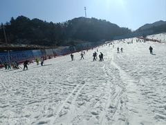 -大别山南武当滑雪场
