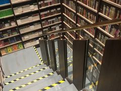 -钟书阁(群光广场店)