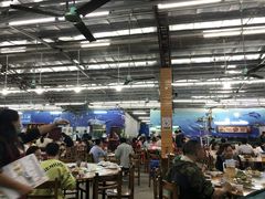 大堂-明记海鲜大排档(巽寮湾店)