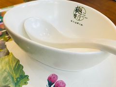 -樾餐厅泰式海鲜火锅(民歌湖店)